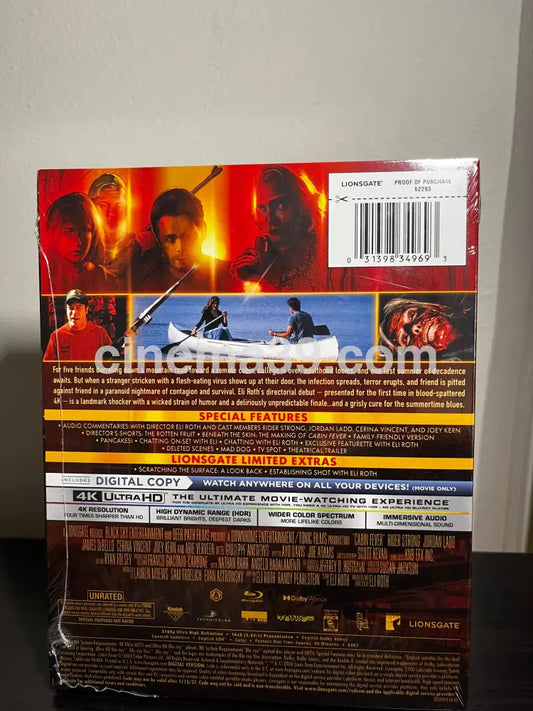 Cabin Fever 4K Steelbook + Blu-ray + Código Digital 4k Steelbook