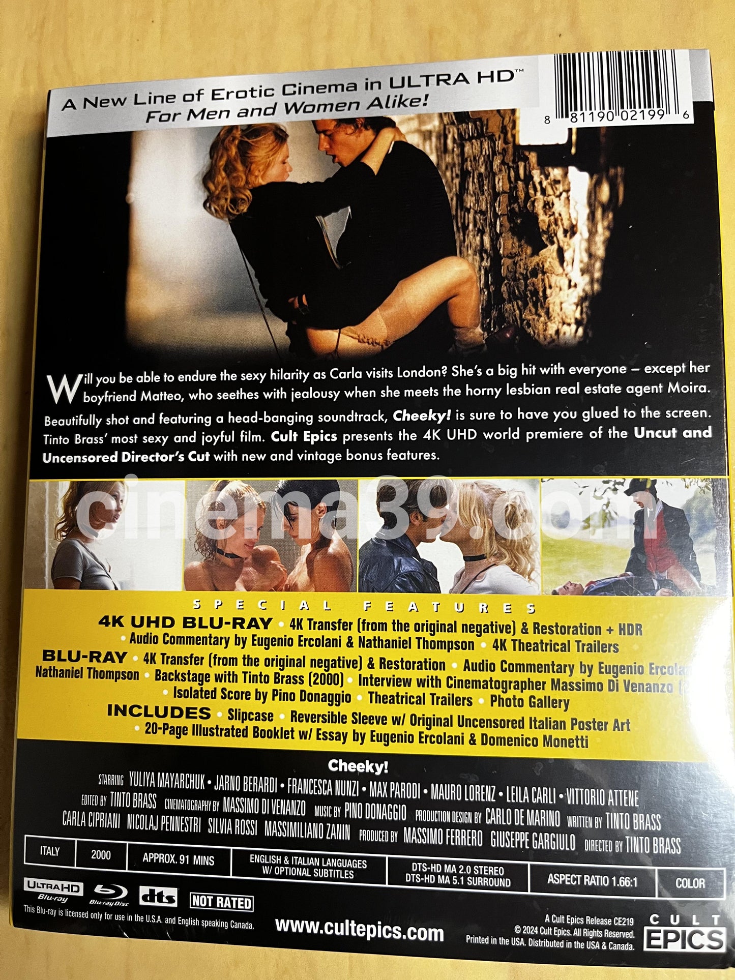 Cheeky! Película 4K con slip + Blu-ray
