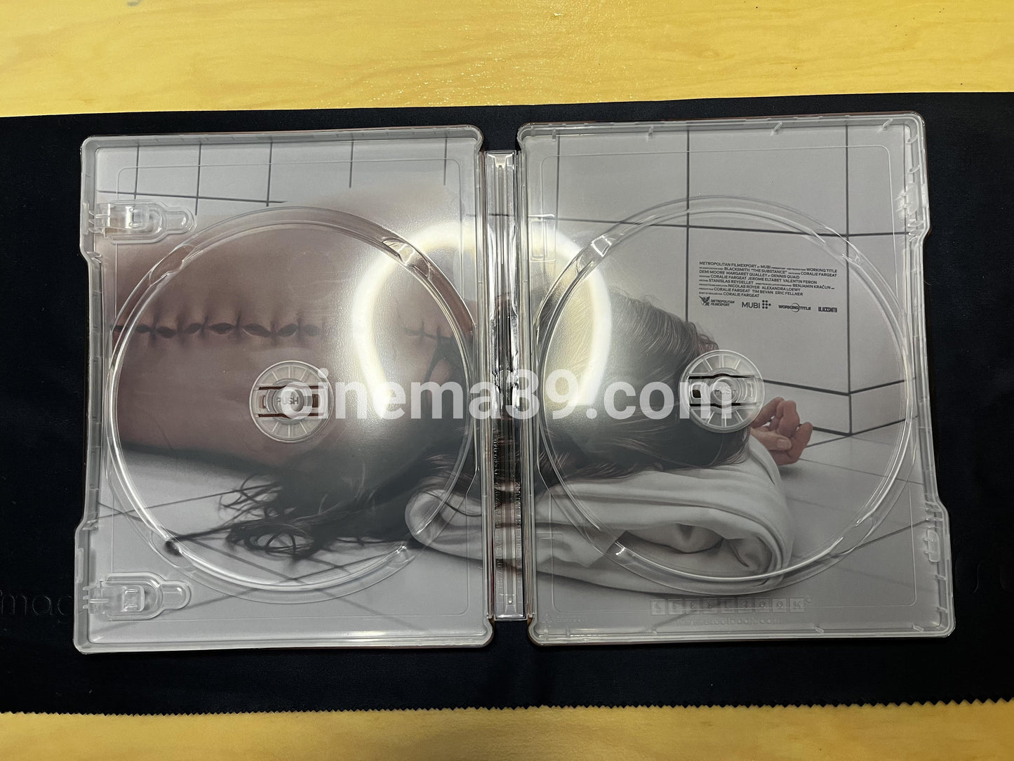 The Substance Steelbook 4K + Blu-ray