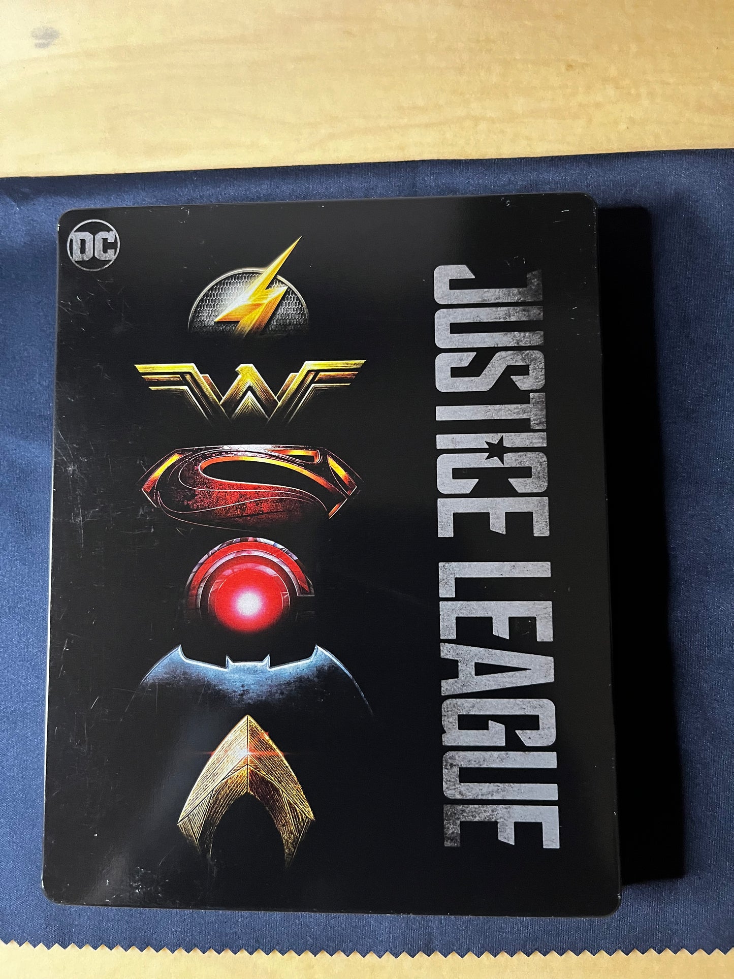 Justice League Steelbook 4K UHD + Blu-ray