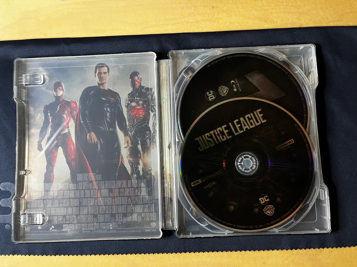 Justice League Steelbook 4K UHD + Blu-ray
