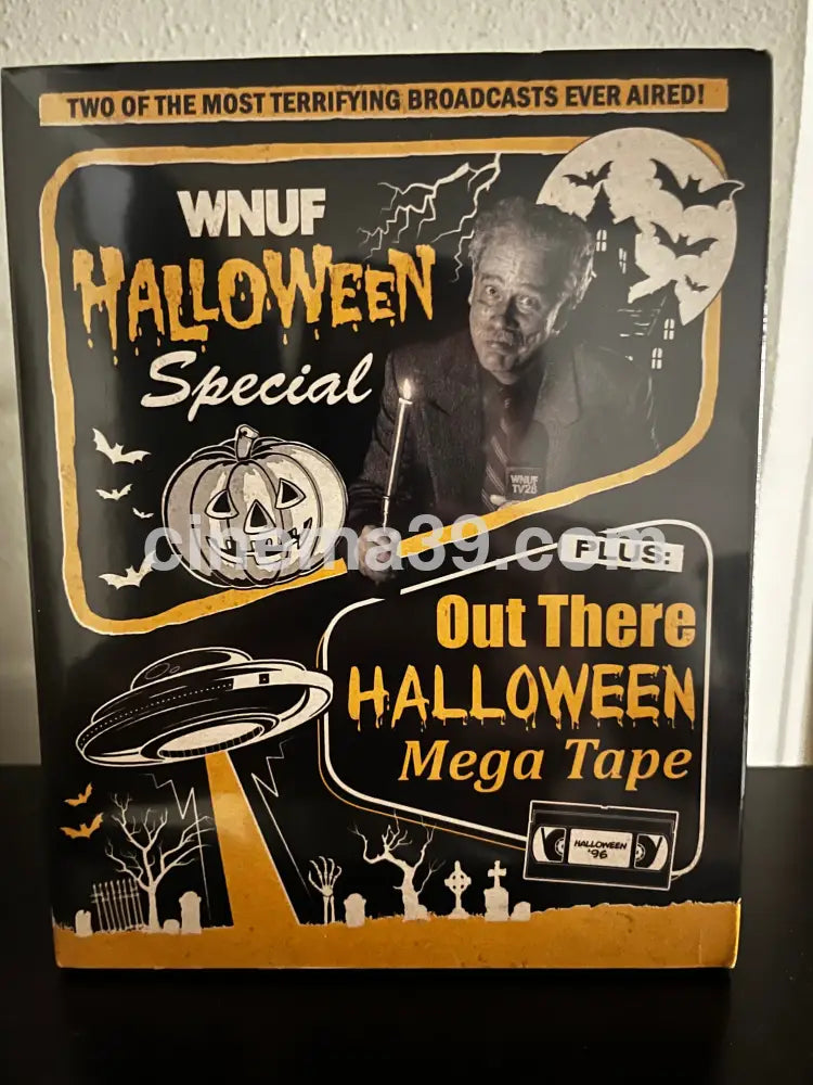 [Nuevo] WNUF Halloween Special Plus WNUF 2: Out There Mega Tape Bluray